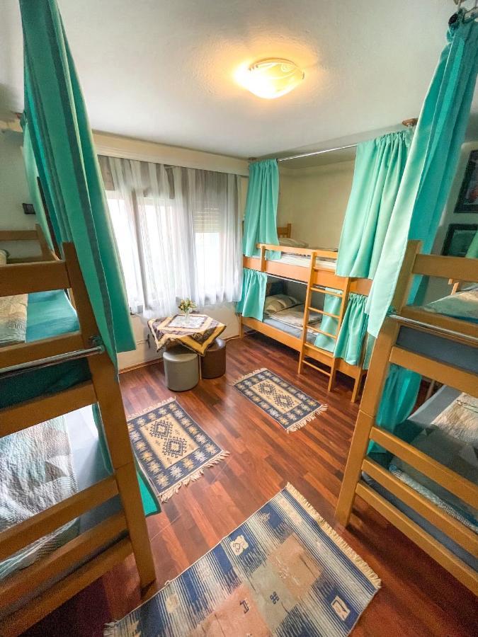 Hi Skopje Hostel Eksteriør billede