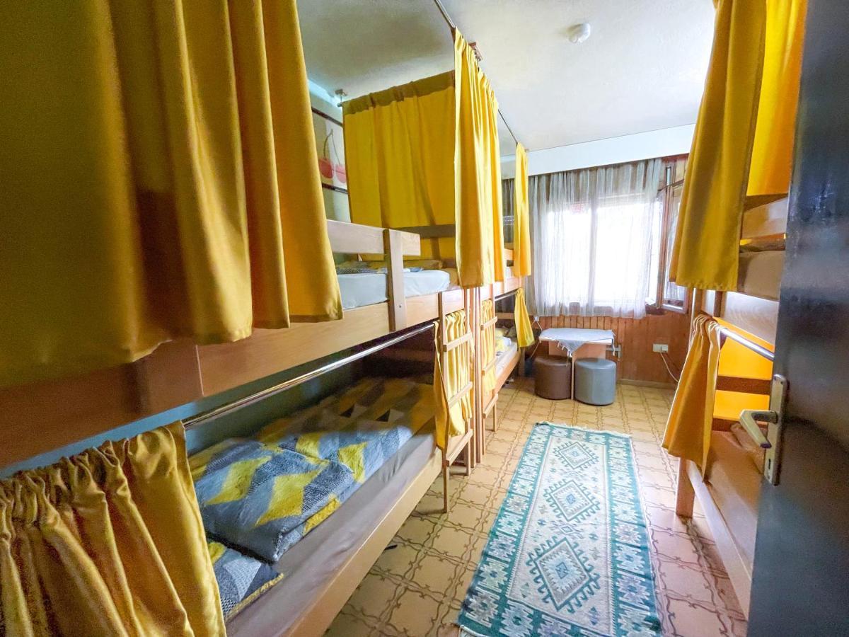 Hi Skopje Hostel Eksteriør billede