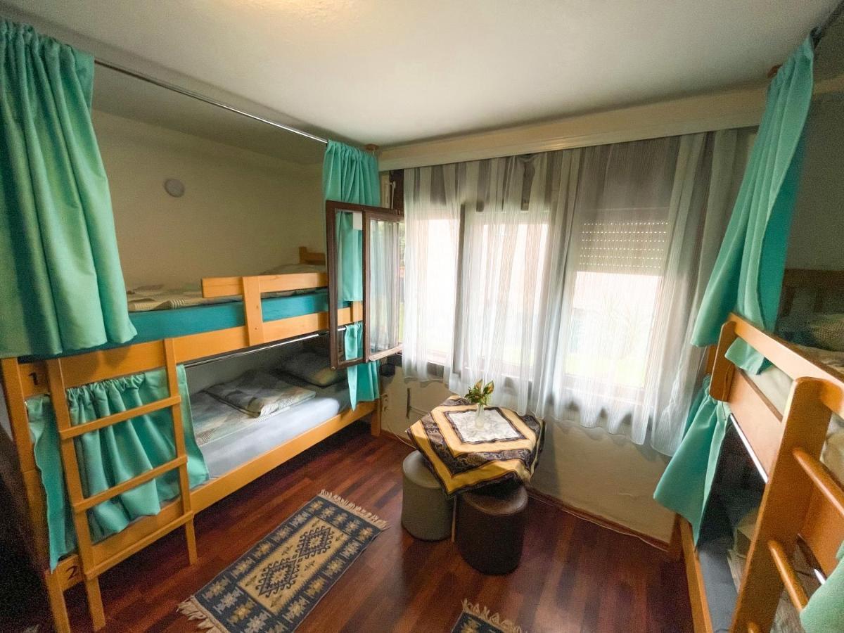 Hi Skopje Hostel Eksteriør billede